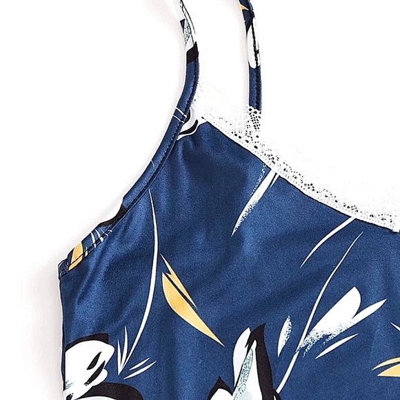 FLORAL CAMI SHORTS SET - Picture 4 of 6